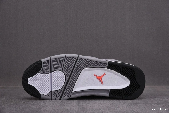 4 ZEN DH7138-506 RETRO MASTER JORDAN DH7138-506 1025